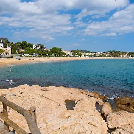 Отель Restaurant Sant Pol Сан-Фелиу-де-Гишольс