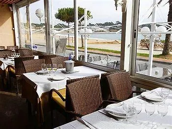 Отель Restaurant Sant Pol Сан-Фелиу-де-Гишольс