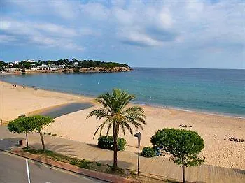 Отель Restaurant Sant Pol Сан-Фелиу-де-Гишольс