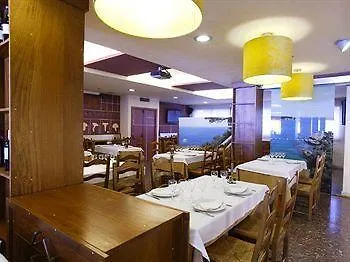 Отель Restaurant Sant Pol Сан-Фелиу-де-Гишольс