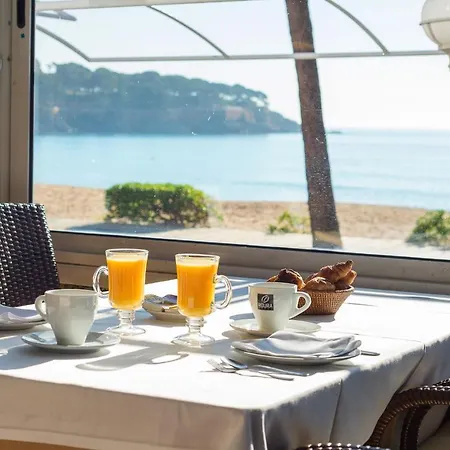 Отель Restaurant Sant Pol 3*